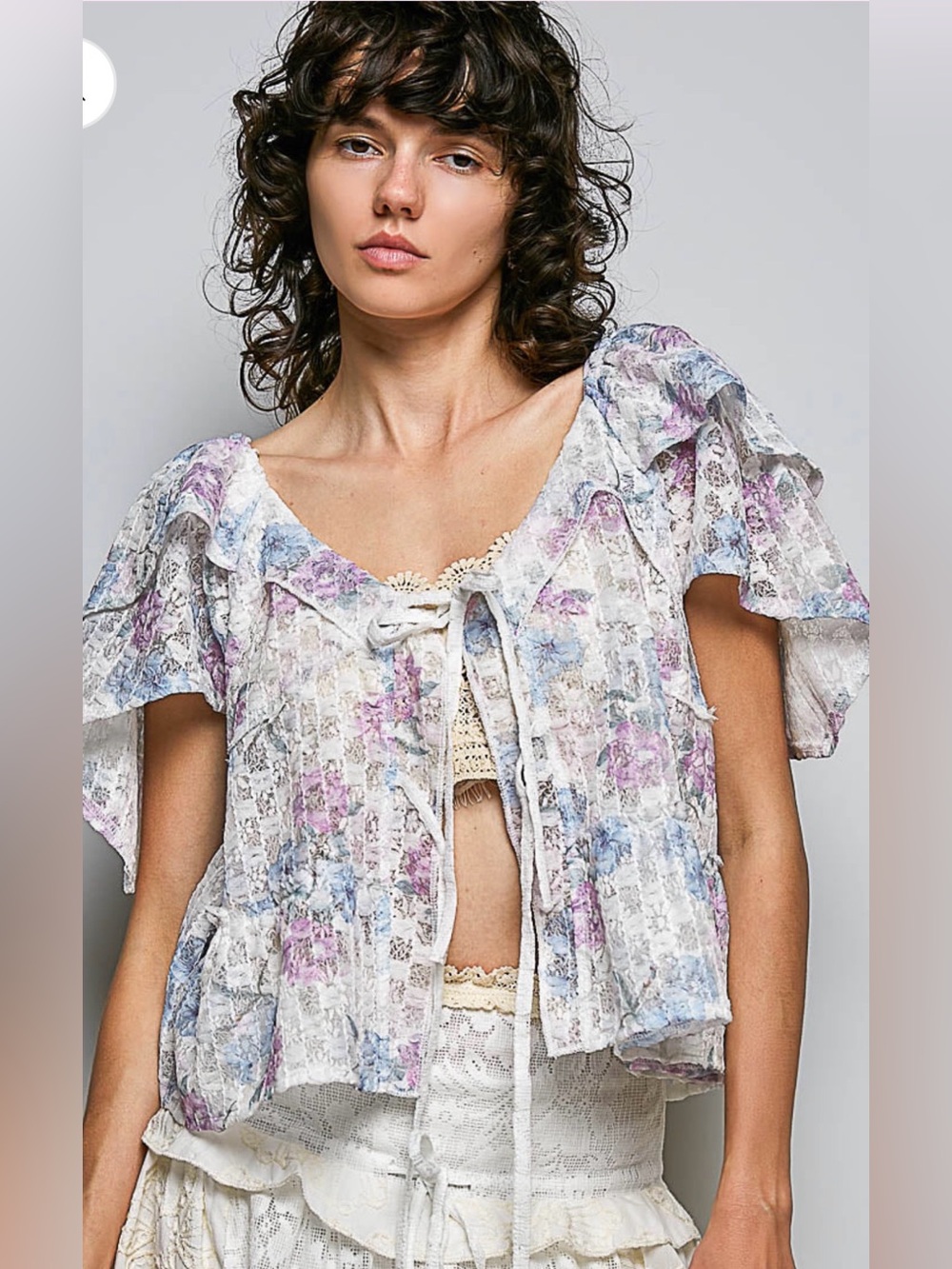 POL Floral Lace Peasant Top - White with Pastel Floral Size Large